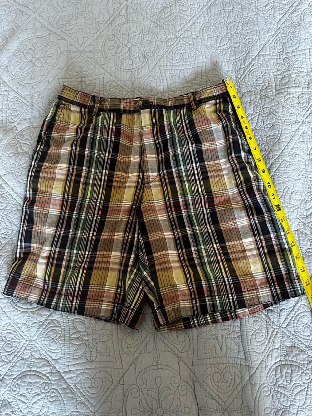 Izod Men’s Plaid Cotton Shorts in Black, Green, Tan & Cream